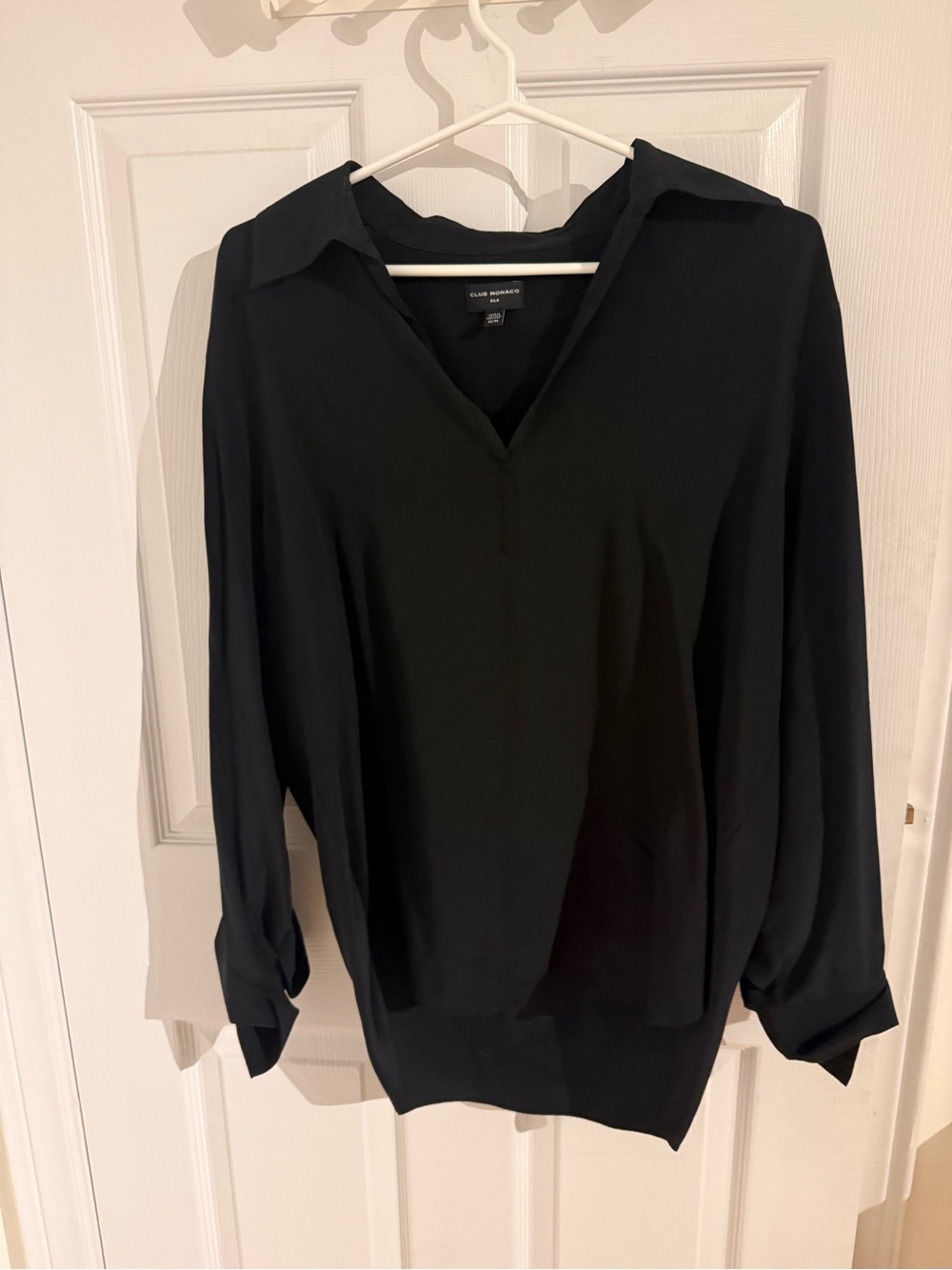 Club Monaco Black V-Neck Long Sleeve Top- Size M